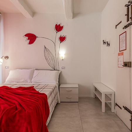 Suite Modena Al Centro - Affitti Brevi Italia 外观 照片